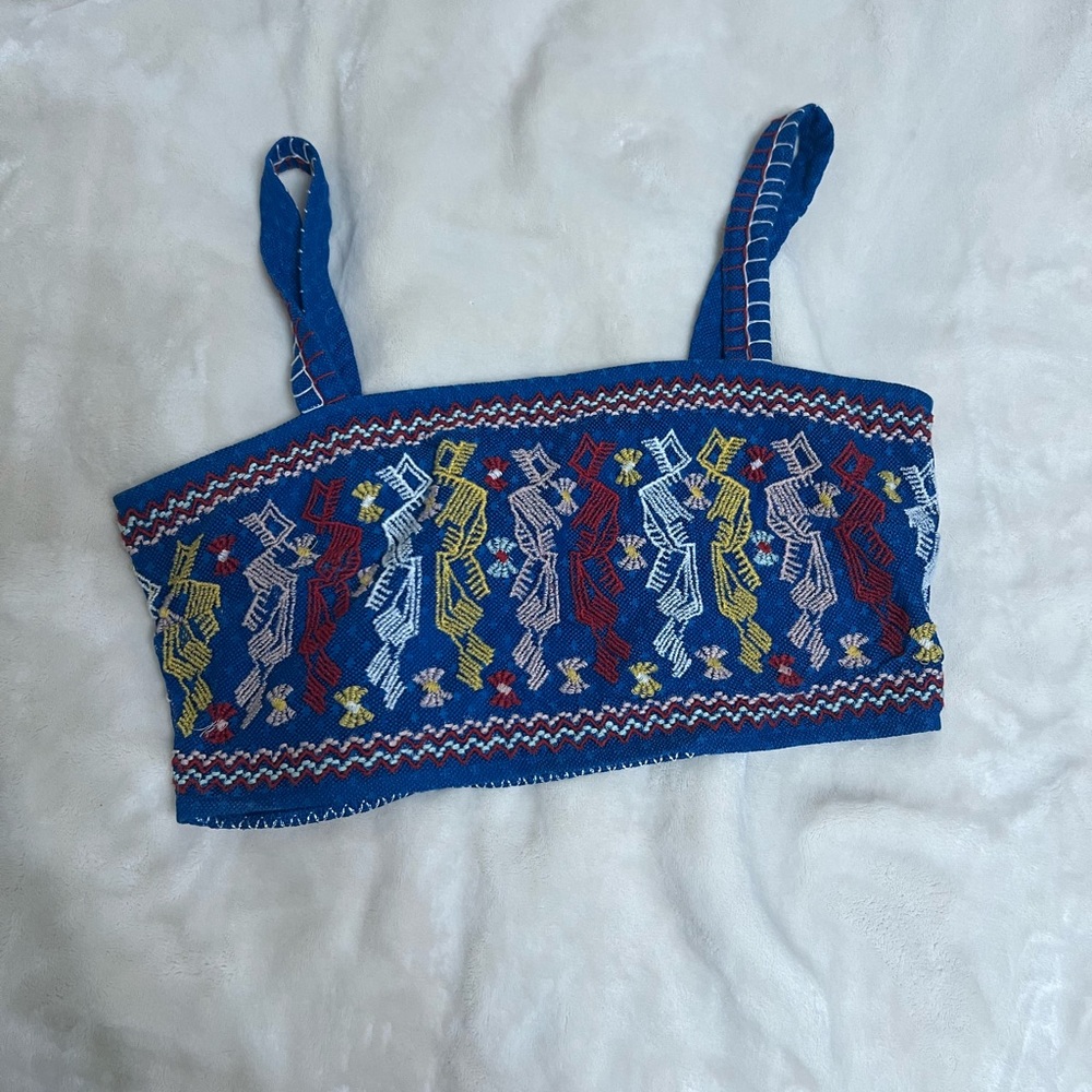 Crop top